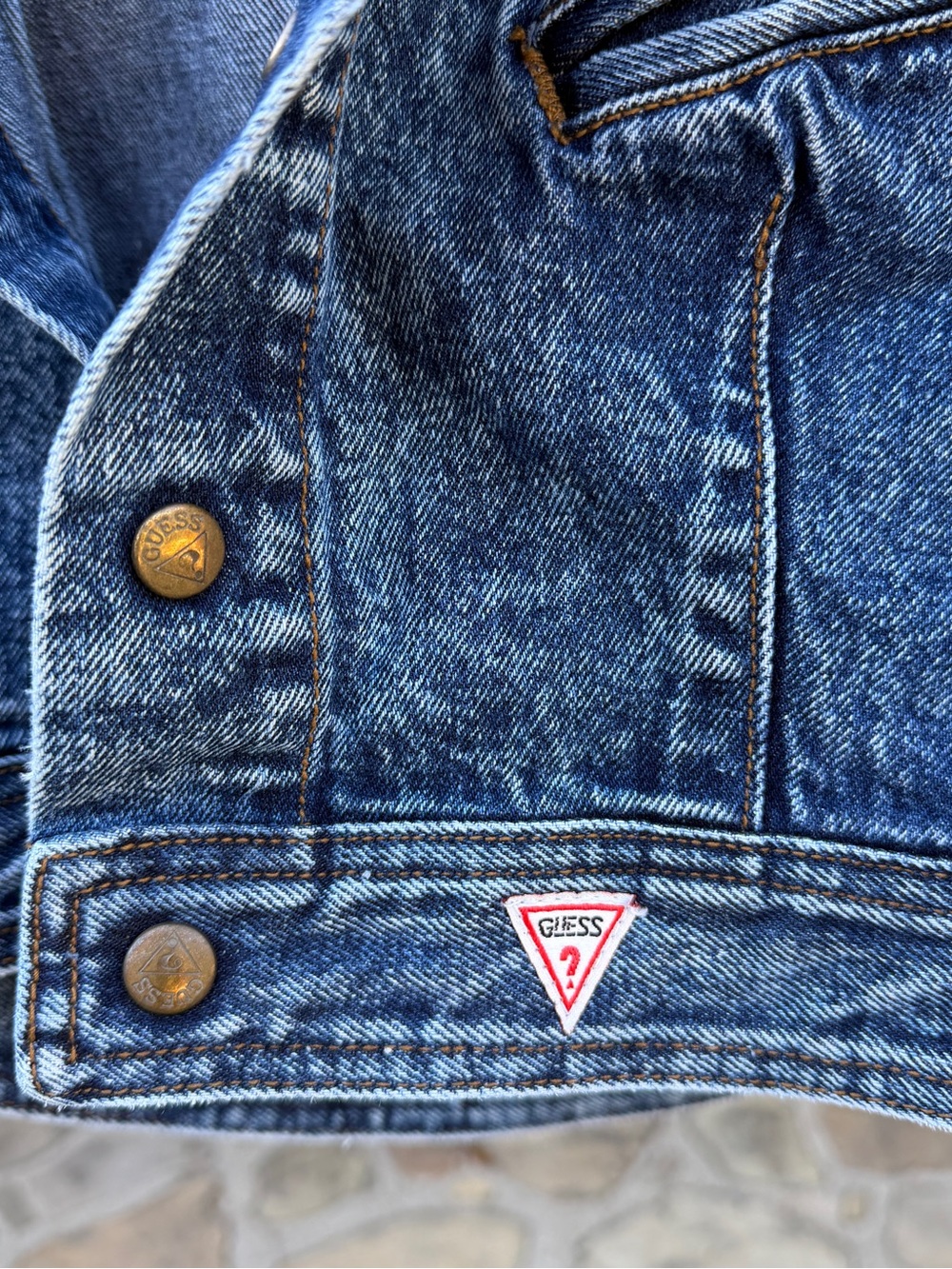 Guess? Vintage 90’s Acid Wash Cropped Denim Jacket - Blue Size Large - Picture 2 of 6